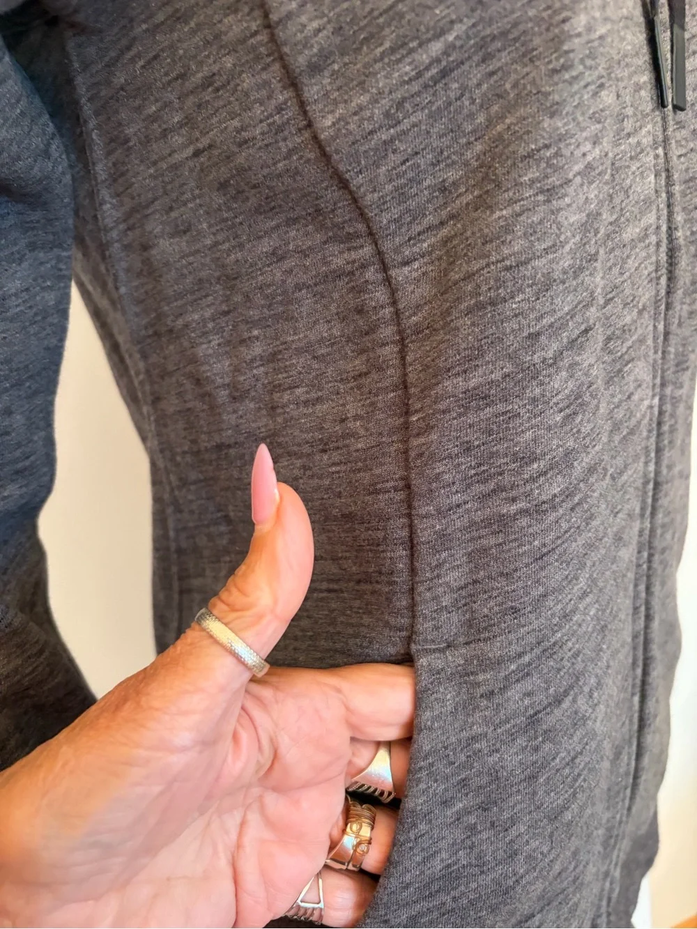 #790 Lululemon Huddle & Hustle Heathered Core Dark Grey, High Collar Jacket